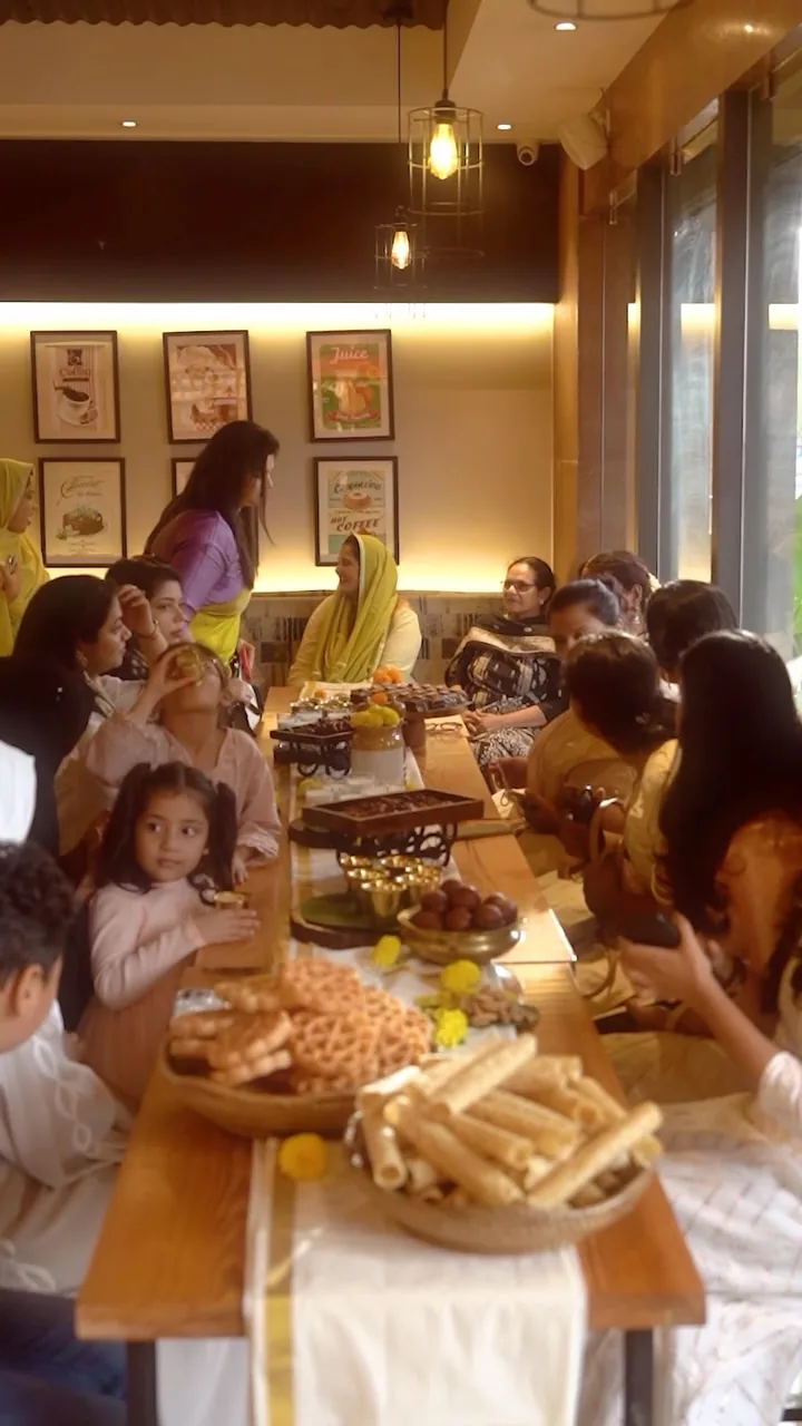 Here is a glimpse into a truly special afternoon filled with warmth, grace, and festive cheer ✨

An afternoon made memorable by wonderful company, heartfelt conversations, and the joyful spirit of Onam. It was truly lovely having each of them there with us. 💛

From traditional favorites like banana chips, sharkaravaratti, and palada payasam to our specially curated Onam gift hampers, we celebrated the festive season the best way we know how — over delicious food!

Curated by: @the_prstudio 
Hosted by: @theoven.cafe 

Explore our festive Onam hampers at your nearest branch:
📍 DH Road | Thevara | Marine Drive
Or order online at https://theoven.in/

#theovenkochi #onamspecial #onamhamper #onam2026 #keralasnacks

The Oven Cafe & Bakery | Onam Hamper 2026 | Corporate Onam Hamper Order | Premium Onam Hampers | Kerala Onam Delicacies | Cake Shop Kochi Delivery | Best Cafe in Kochi | Cakes and Pastries Near Me | Onam Meet-Up